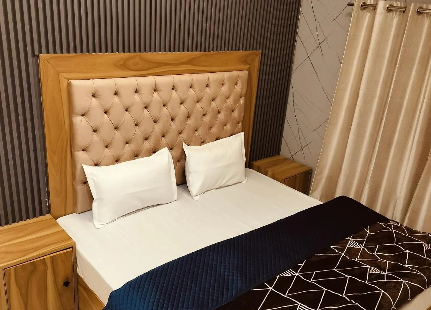 Madan Kunj B & B Mall Road Σίμλα