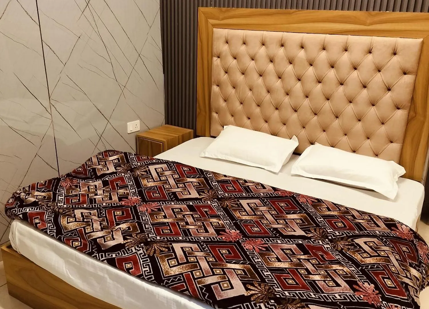 Madan Kunj B & B Mall Road Σίμλα Bed and Breakfast