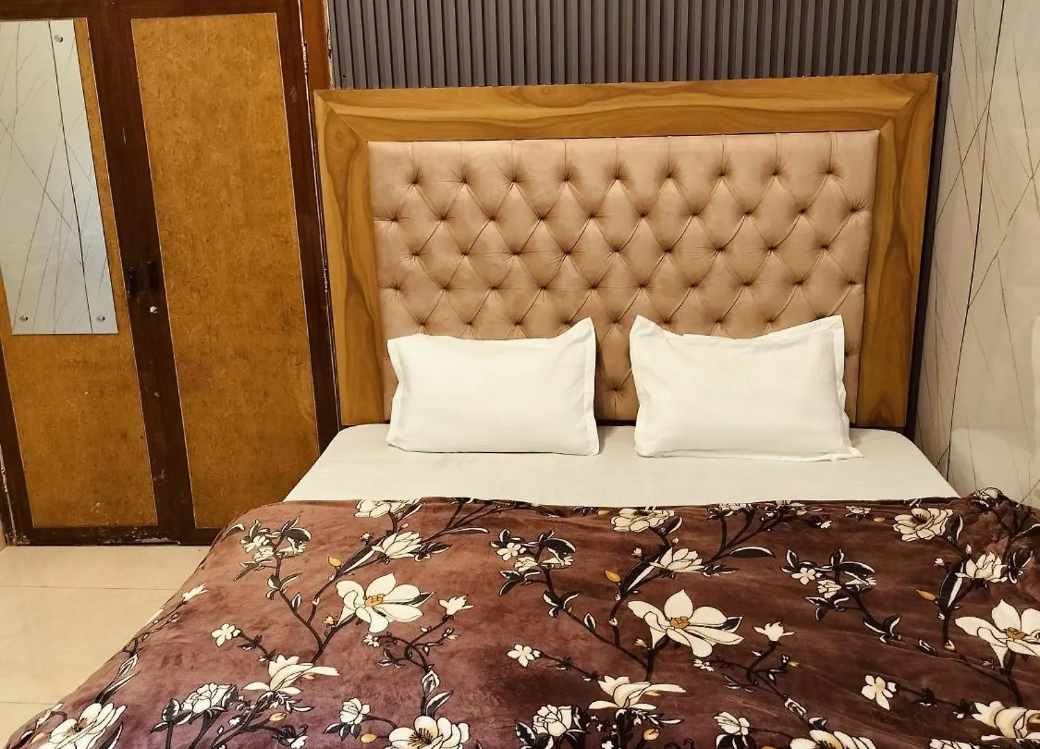 Madan Kunj B & B Mall Road Σίμλα 0*,  Ινδία